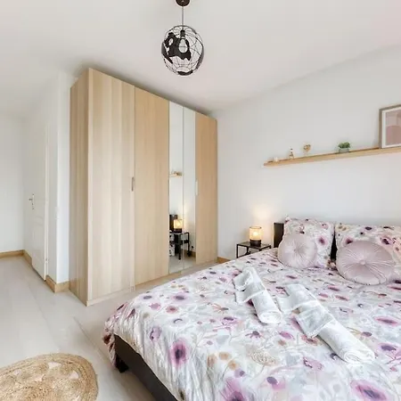 Apartman Charmant T2 Avec Parking Souterrain Gratuit